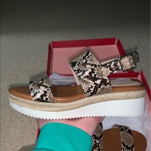 Kelly & Katie Platform Sandals!